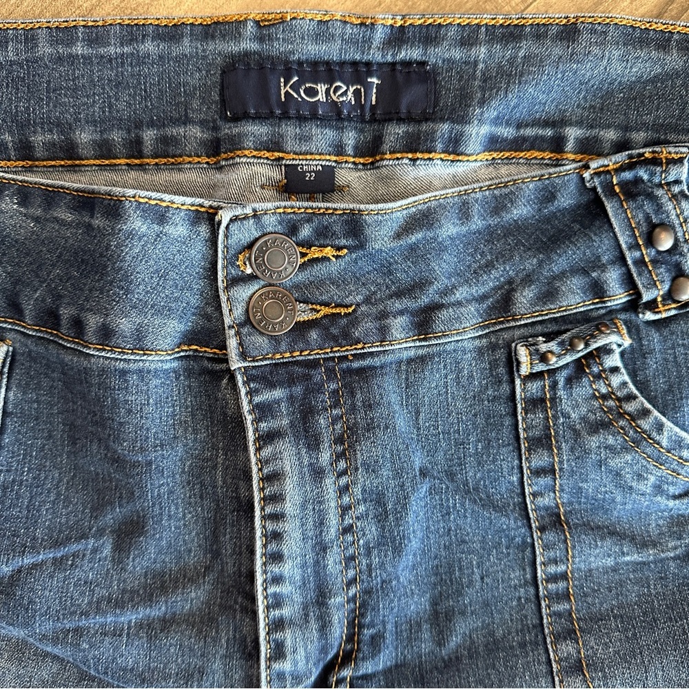 Karen T frayed cuffed denim shorts size 22 - Picture 7 of 9
